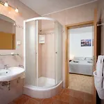 Robinson Agava Holiday home Selca kod Bogomolja