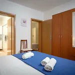 Robinson Agava Holiday home Selca kod Bogomolja