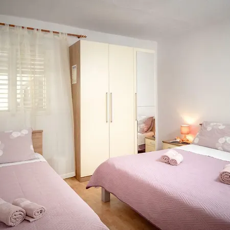 Robinson Agava Ferienhaus *